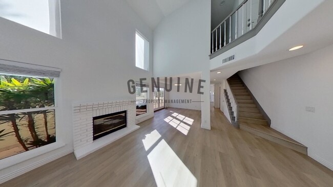 Building Photo - COMING SOON: Beautiful 3BD 3.5BA Townhome in Newport Heights