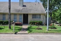 Building Photo - 12402 Riva Ridge Ln