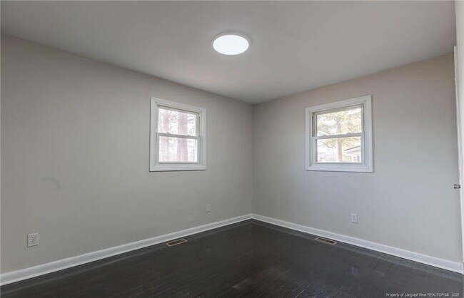 Building Photo - 228 Odell Rd