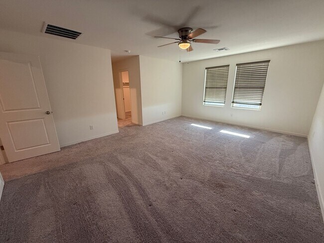 Building Photo - Spacious 5 bed 4.5 bath home in Florence, AZ!