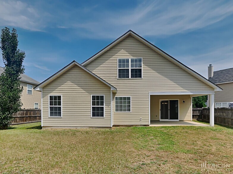 Building Photo - 238 Vermillion Dr