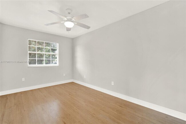 Building Photo - 10410 NW 28th Ave