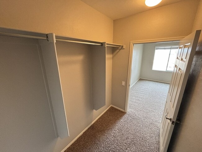 Building Photo - Beautiful 3Bed/2Bath/1Car Condo in Sky Pointe Community – Northwest Las Vegas!