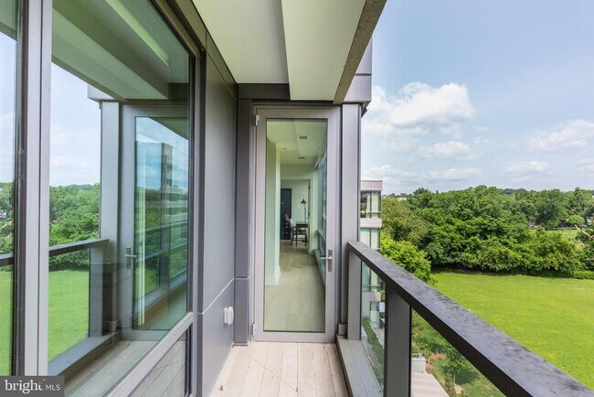 Building Photo - 2501 M St NW