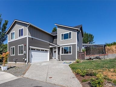 Building Photo - 2531 Jacaranda Ave