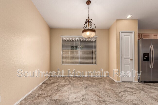 Building Photo - 33782 N Mercedes Dr