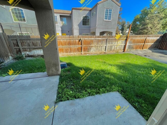 Building Photo - 1172 Goble Ct
