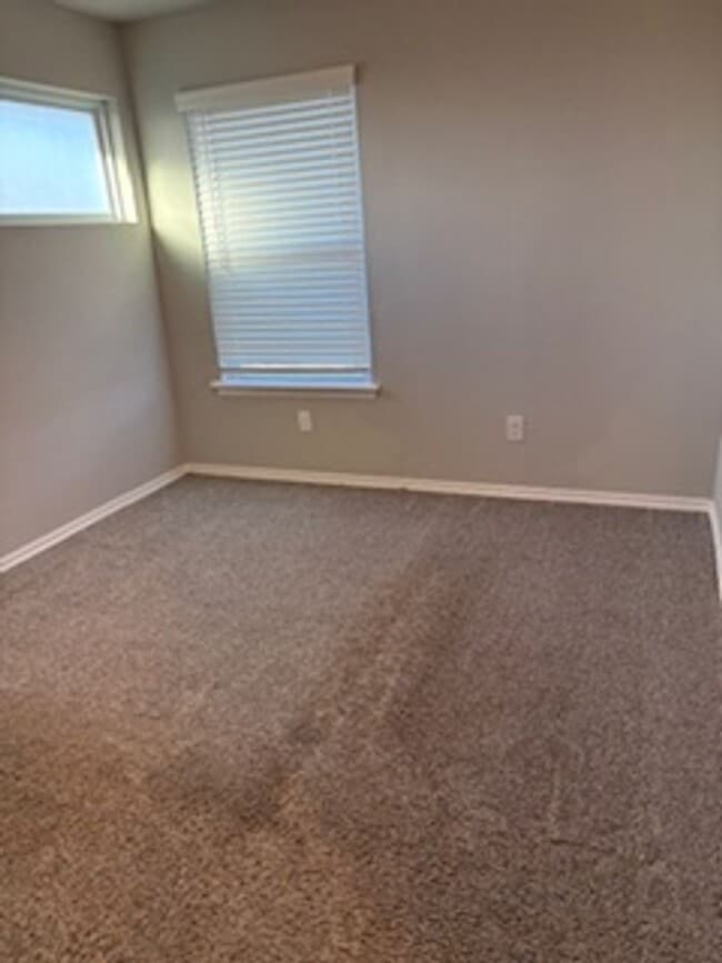 Building Photo - First Month Free!