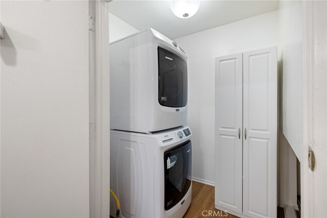Building Photo - 11840 Archwood St