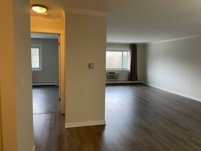 Living Room - 375 W Winchester Rd