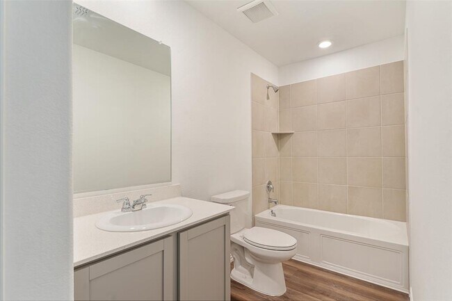 Building Photo - 5349 Archway Dr