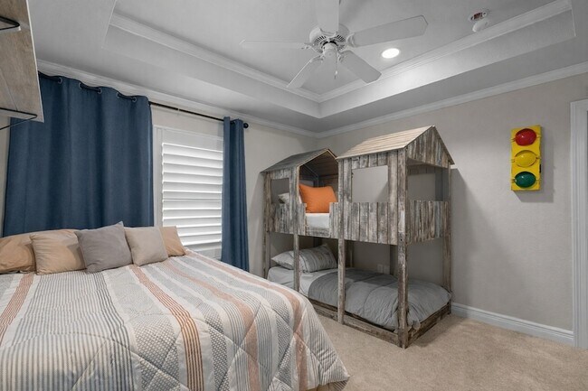 Building Photo - 1621 Hidden Bluff Ct