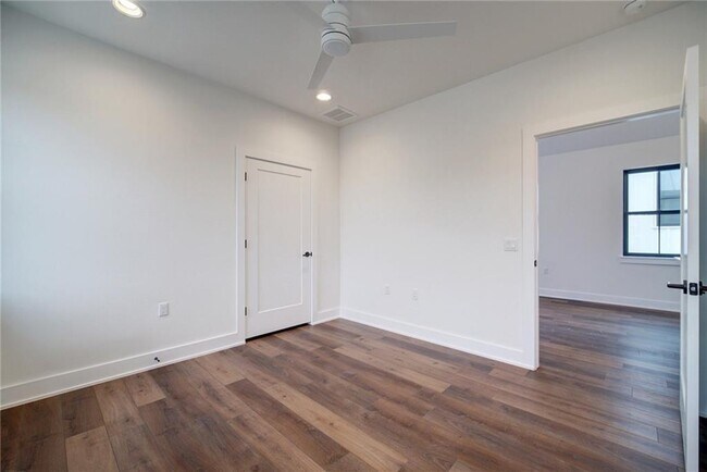 Building Photo - 4312 Tilley St