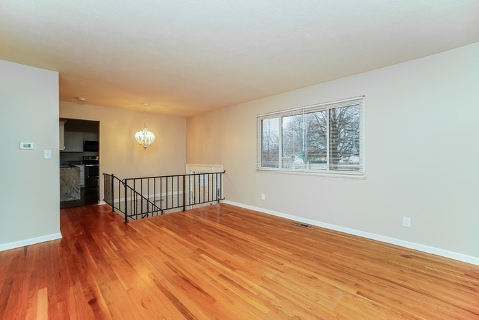 Building Photo - 1213 Kildale Square S