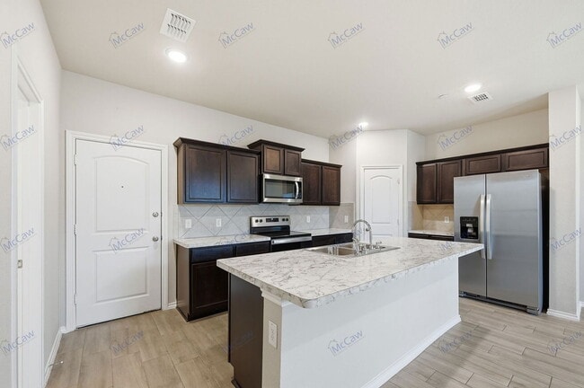 Building Photo - 2808 Baneberry Ln