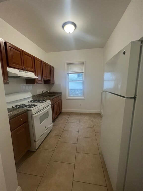 Primary Photo - 227 Washington Ave