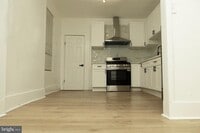 Building Photo - 5723 Delancey St
