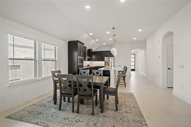 Building Photo - 14506 Clementine Hall Dr