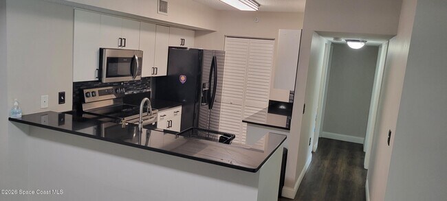 Building Photo - 1590 S 42ND Cir