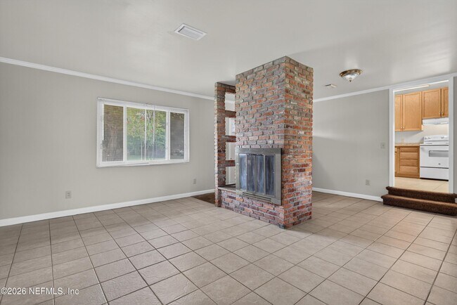 Building Photo - 2618 Arlex Dr E