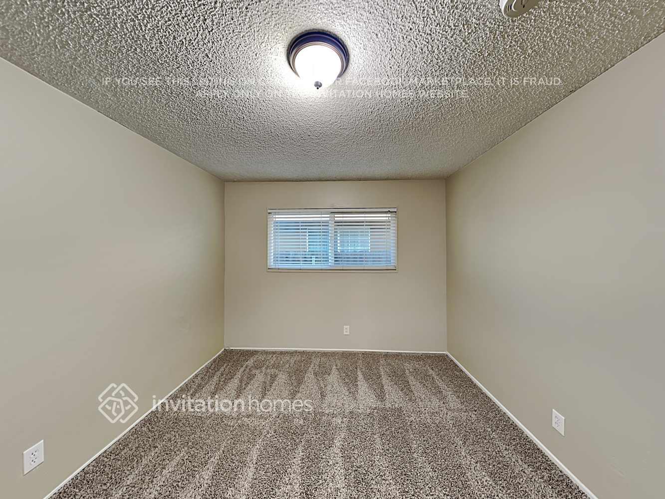 Building Photo - 1638 E 220th St