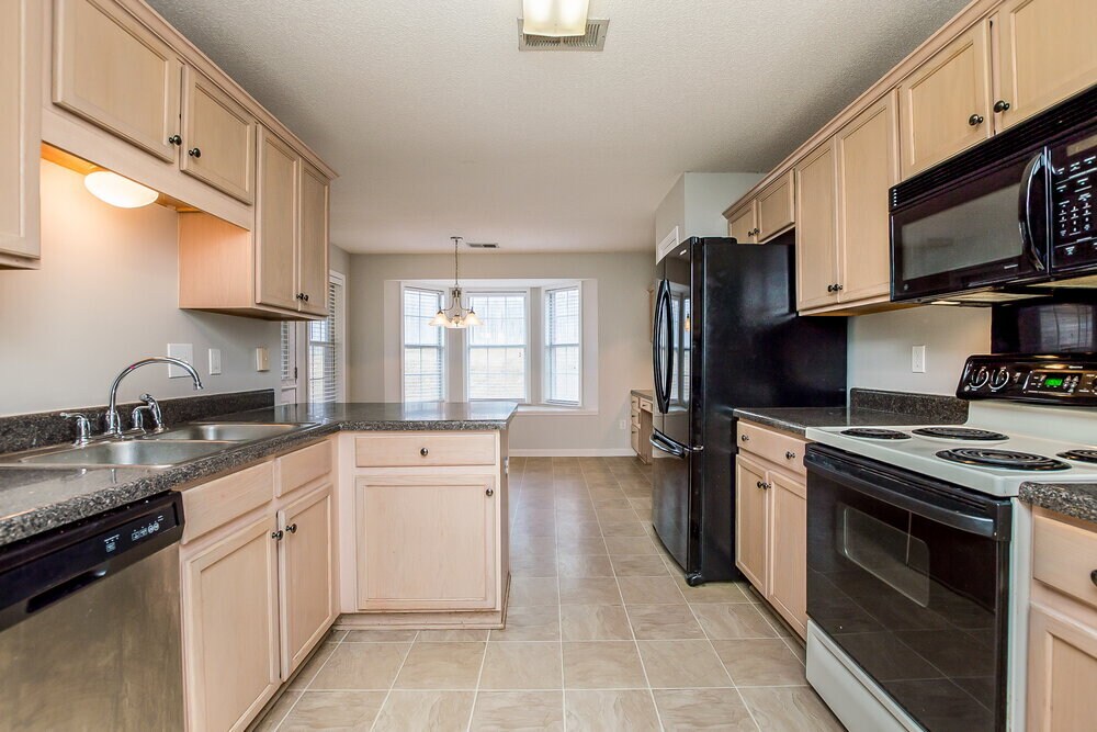 Building Photo - 1120 Green Fern Cove