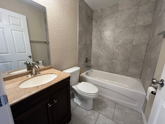 Building Photo - Available NOW! Immaculate 3 Bedroom, 2 Bat...