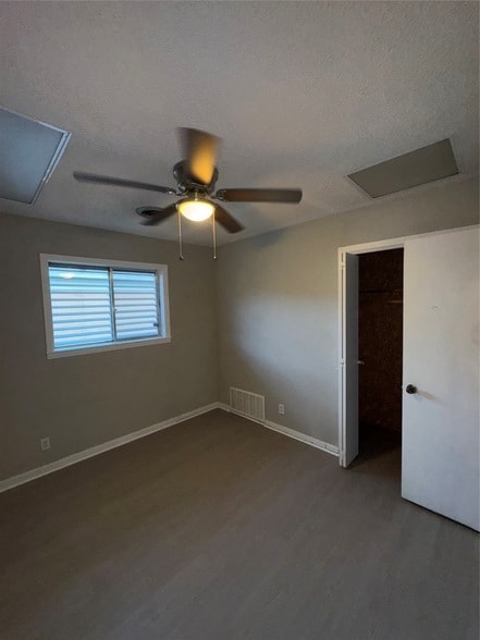 Building Photo - 5717 Woodrow St