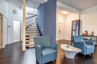 Building Photo - Beautiful 4 Beds and 2.5 Baths house with ...