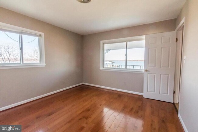 Building Photo - 40508 Waterview Dr