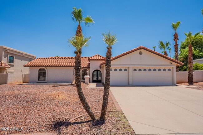 Primary Photo - 3829 E Ahwatukee Dr