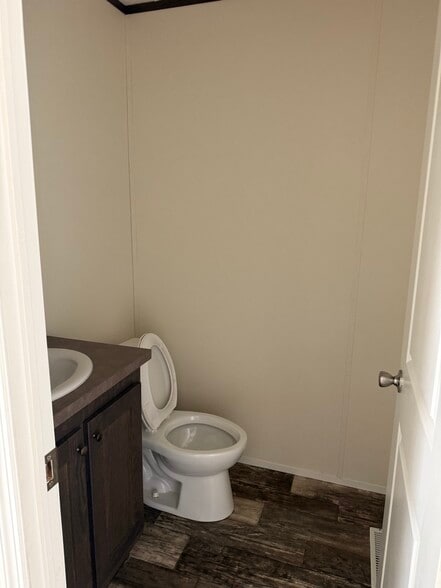 Building Photo - 55 Alflo Cir