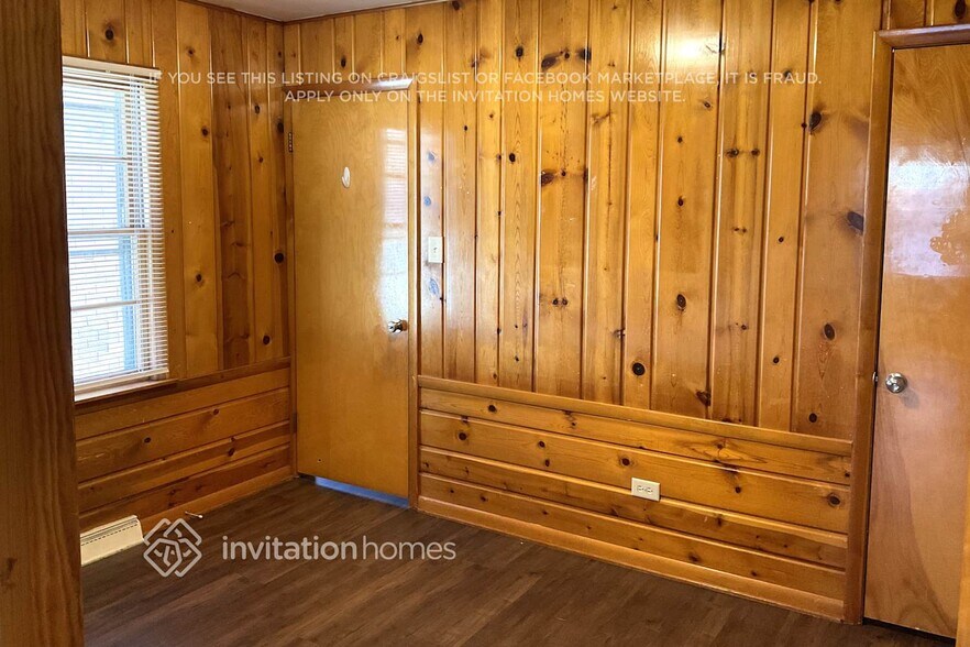 Building Photo - 787 E 163rd Pl