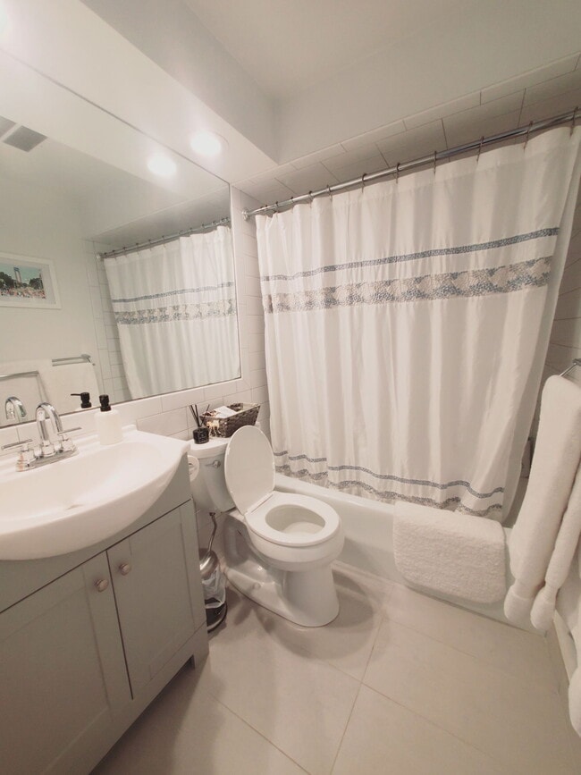 Building Photo - 29 Lexington Ave