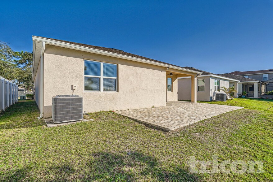 Building Photo - 10514 Medford Lakes Dr