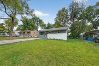 Building Photo - 138 Grampian Rd