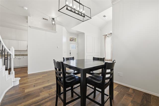 Building Photo - 5955 Rosebud Dr