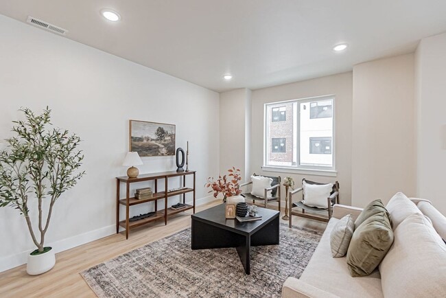 Building Photo - 455 Blue Spruce Ave