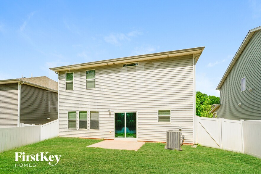 Building Photo - 9628 Hamel St