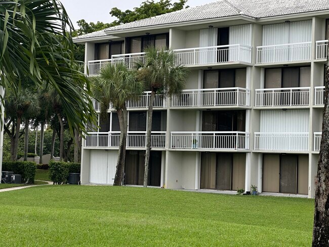 Building Photo - 2441 Village Blvd