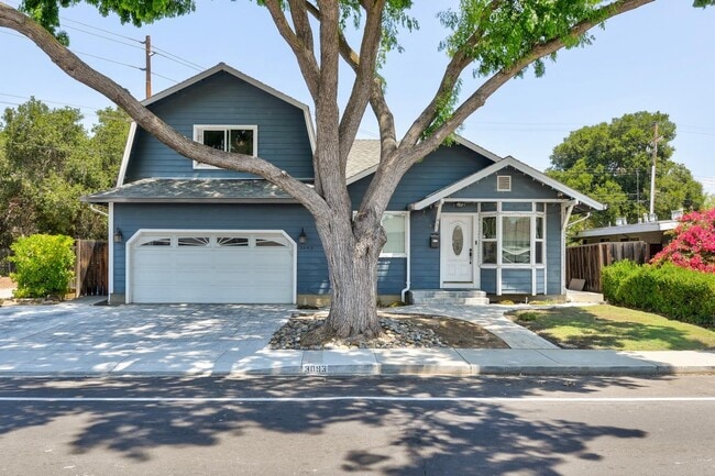 Primary Photo - 3097 Forbes Ave
