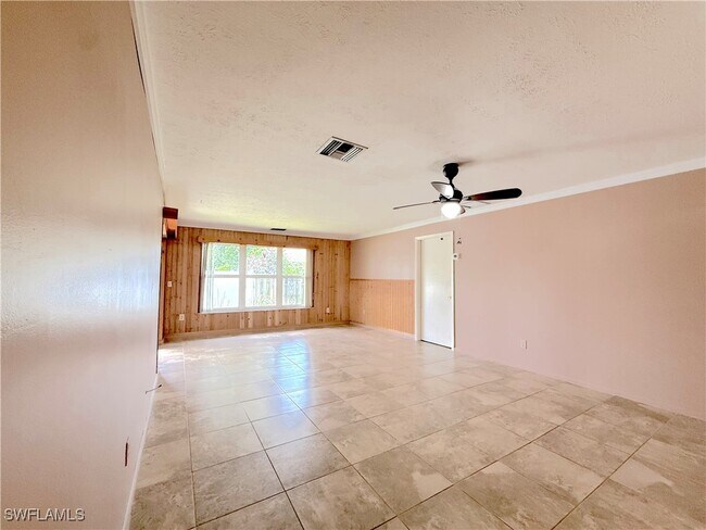 Building Photo - 1240 Pompei Ln