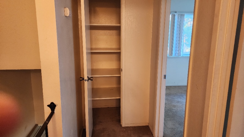 Building Photo - 2128 Palisade Ave