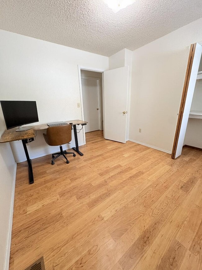 Building Photo - 2740 Nightstar Ct