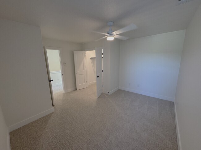 Building Photo - 522 Mercado St