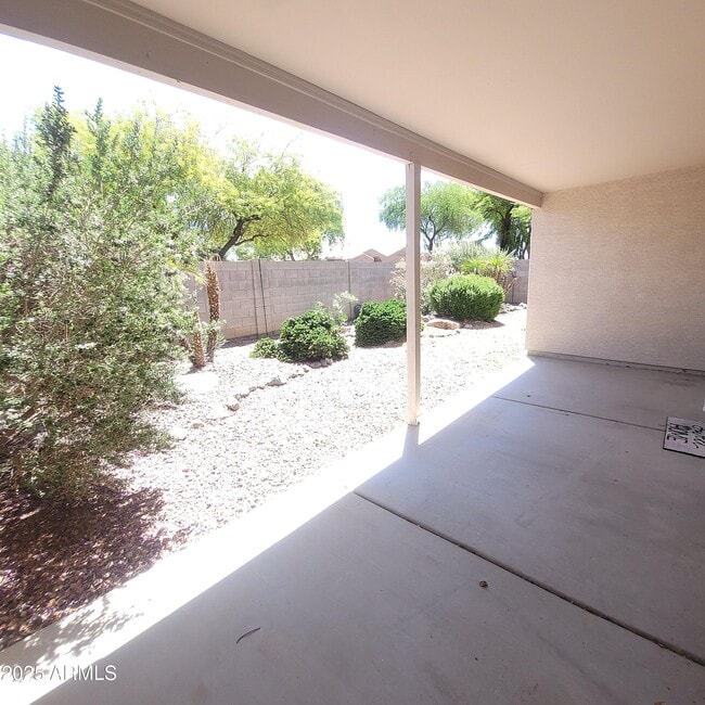 Building Photo - 8147 W Zoe Ella Way