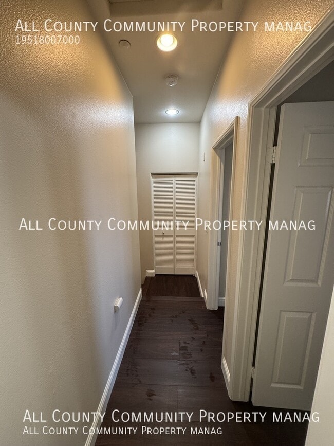 Building Photo - 44958 Bellflower Ln