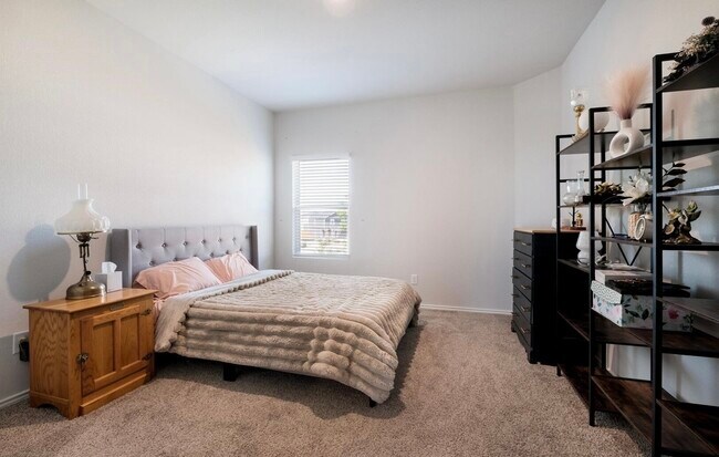 Building Photo - 4910 Sandstone Wy