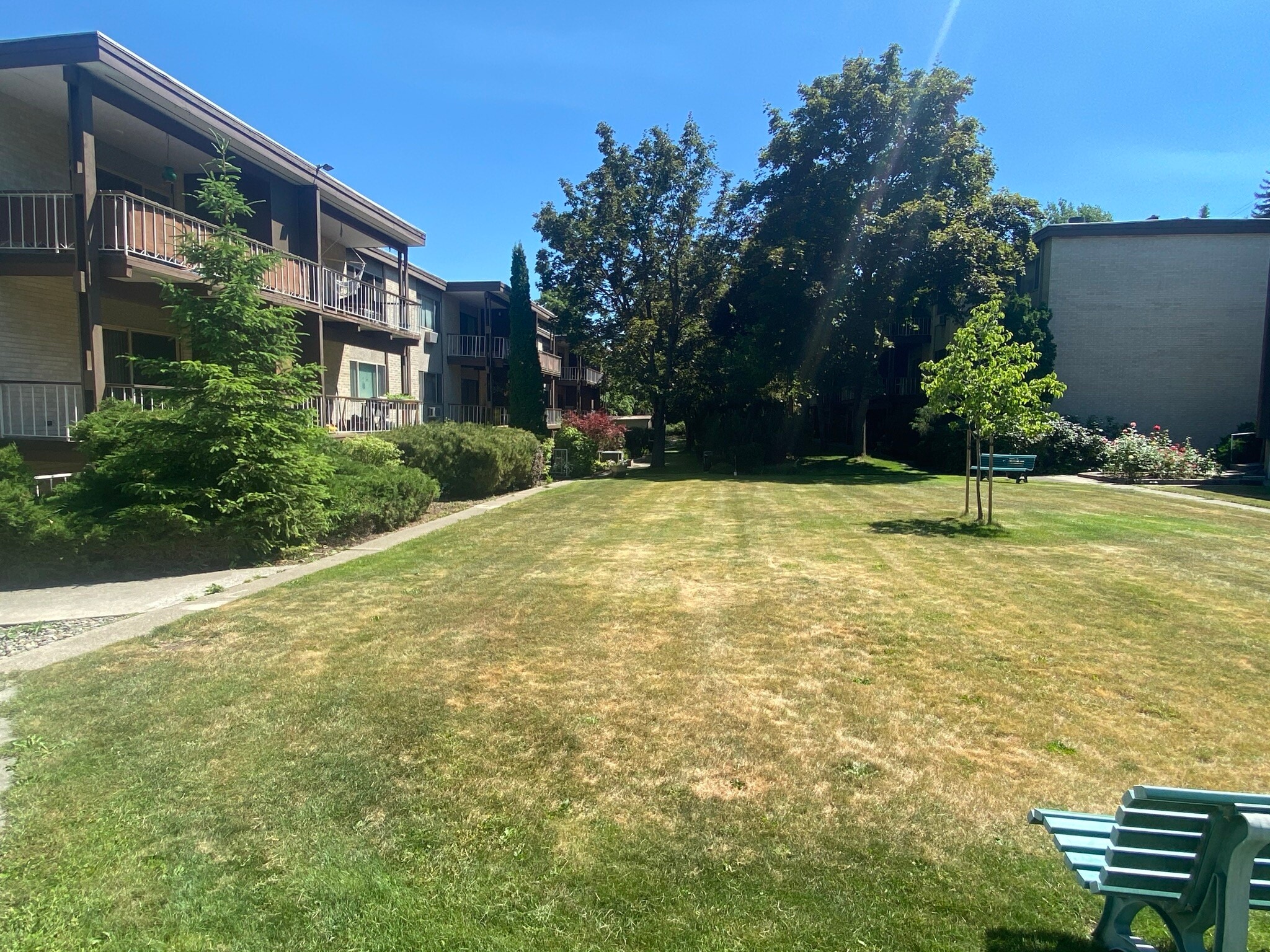 Building Photo - 1220 NW State St