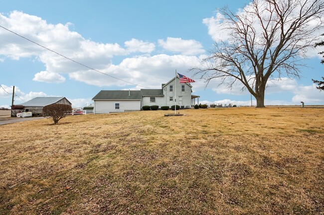 Building Photo - 11N455 Tower Rd